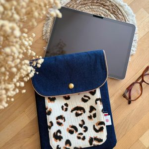 Housse tablette personnalisée (11 pouces) : Bernadette – Jean